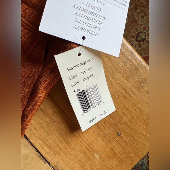 Beyond Yoga | Free Flow Wide Leg Cropped Pants - Picture 12 of 15